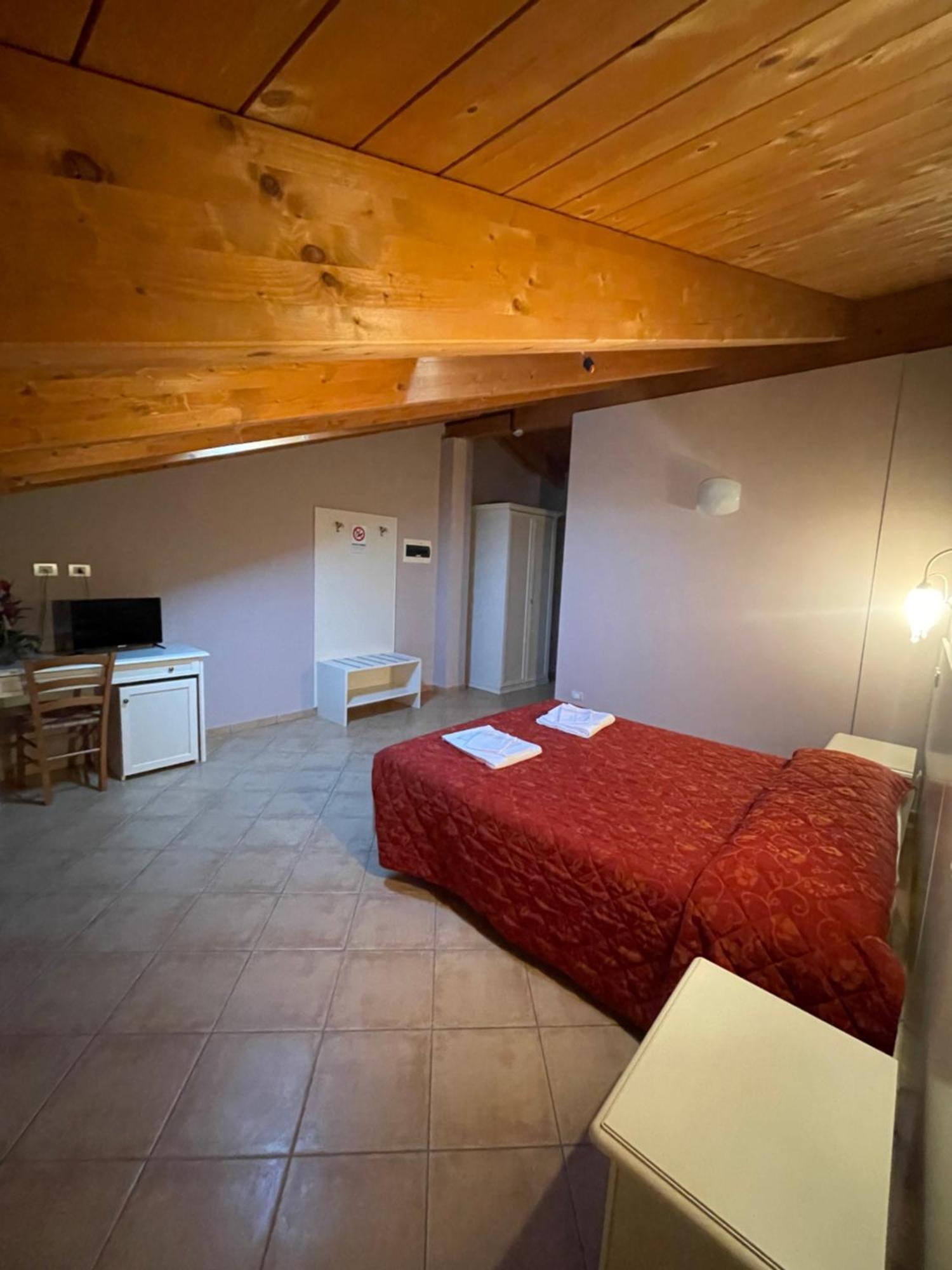 Hotel La Cascina Fontanellato Bagian luar foto