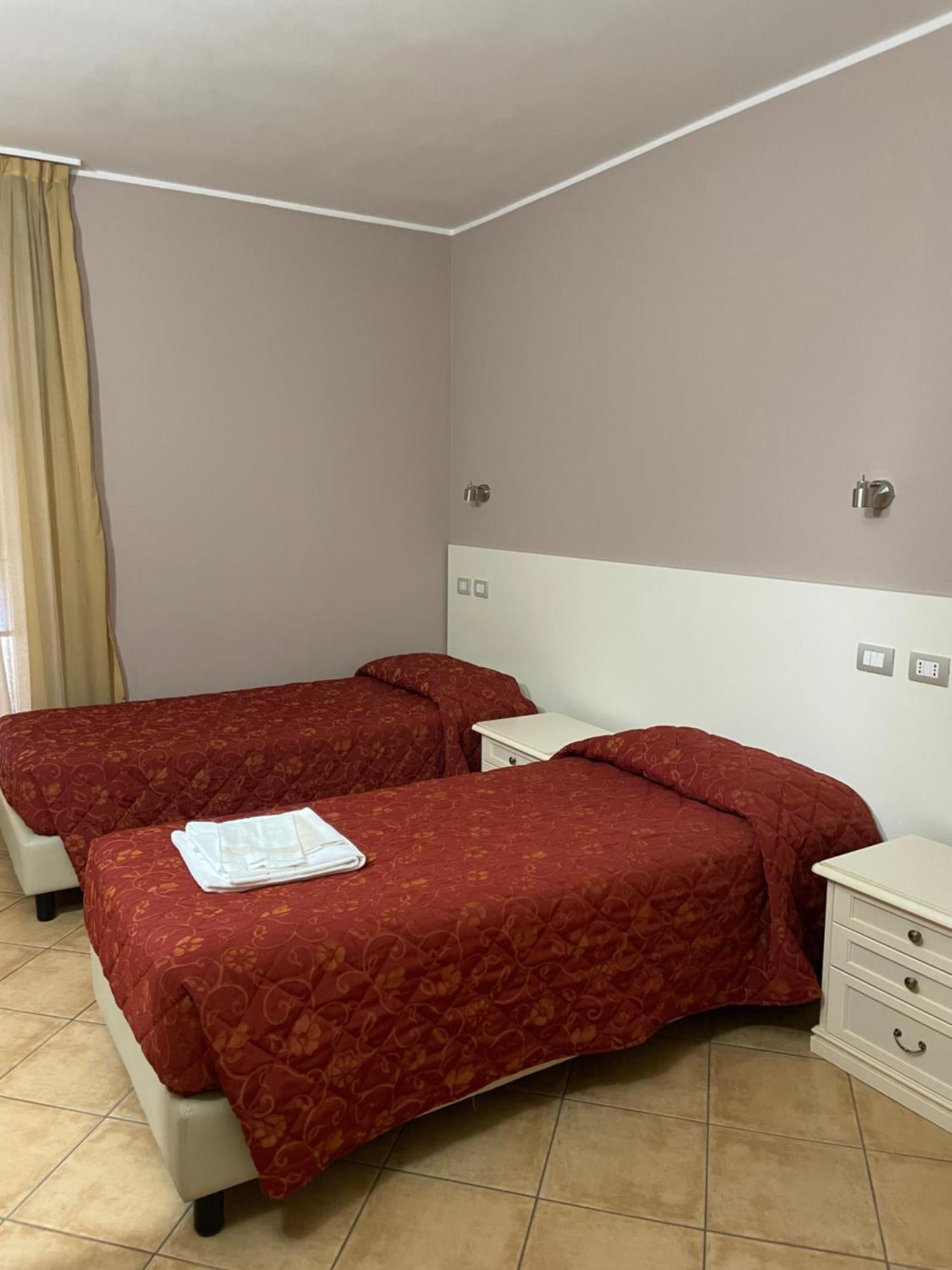 Hotel La Cascina Fontanellato Bagian luar foto