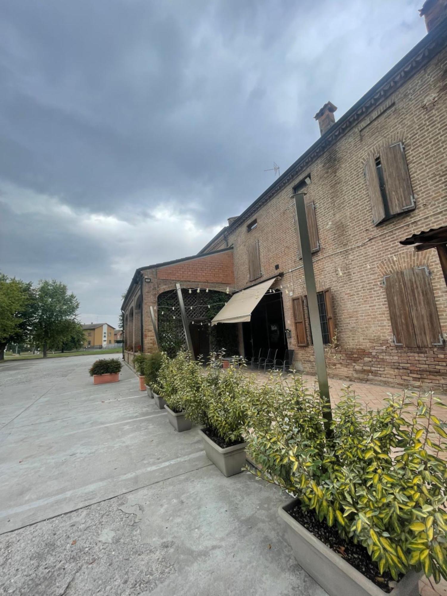 Hotel La Cascina Fontanellato Bagian luar foto